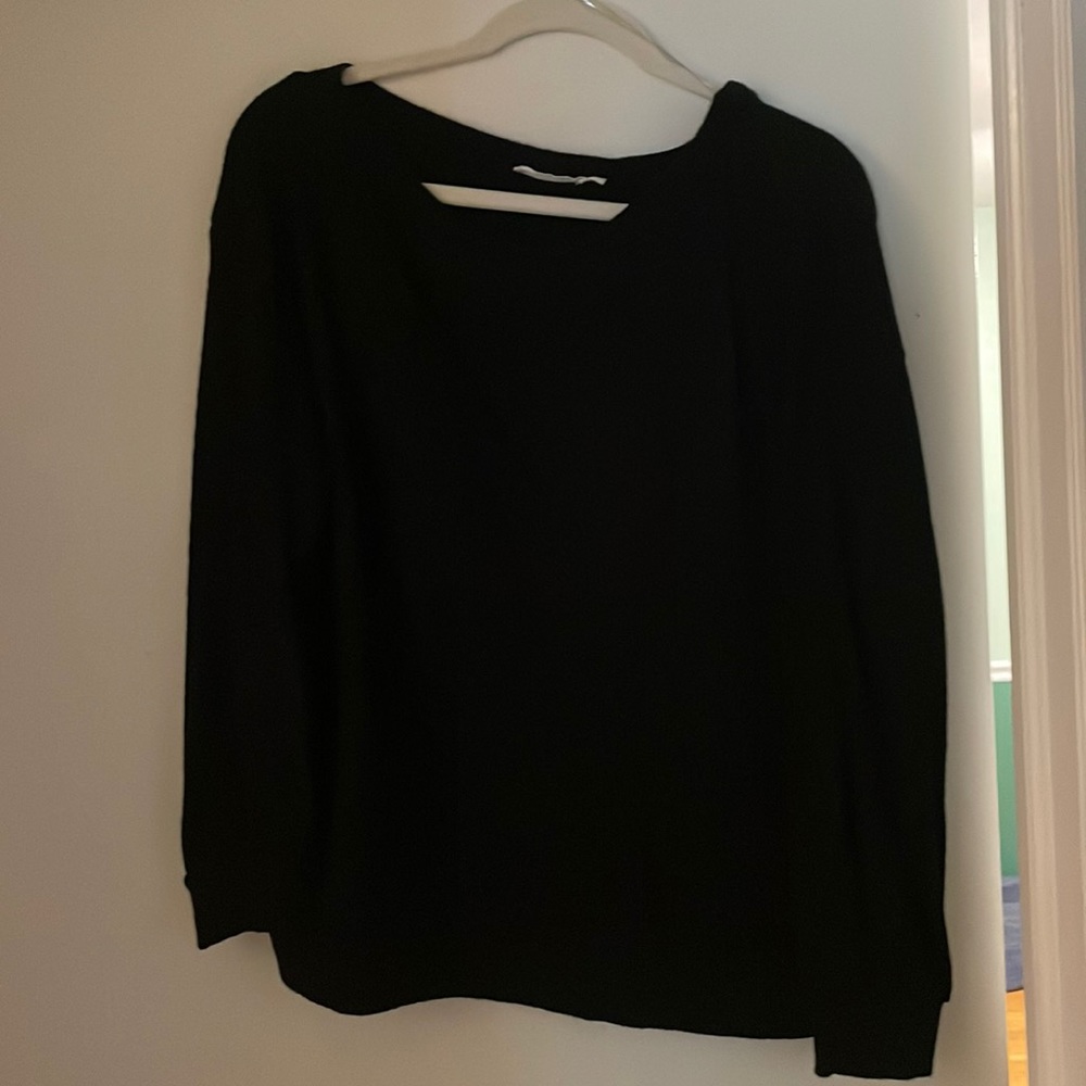 Black Off the shoulder Long Sleeve